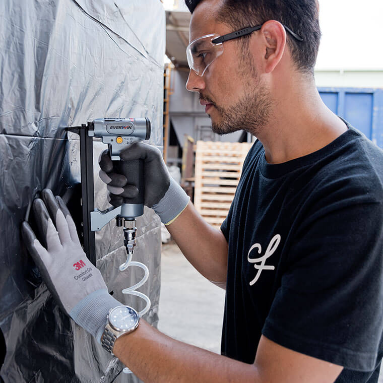 Buy Everwin 21 Ga Fine Wire Stapler US8016 from Power Tool Services - Image 3 | Best Price