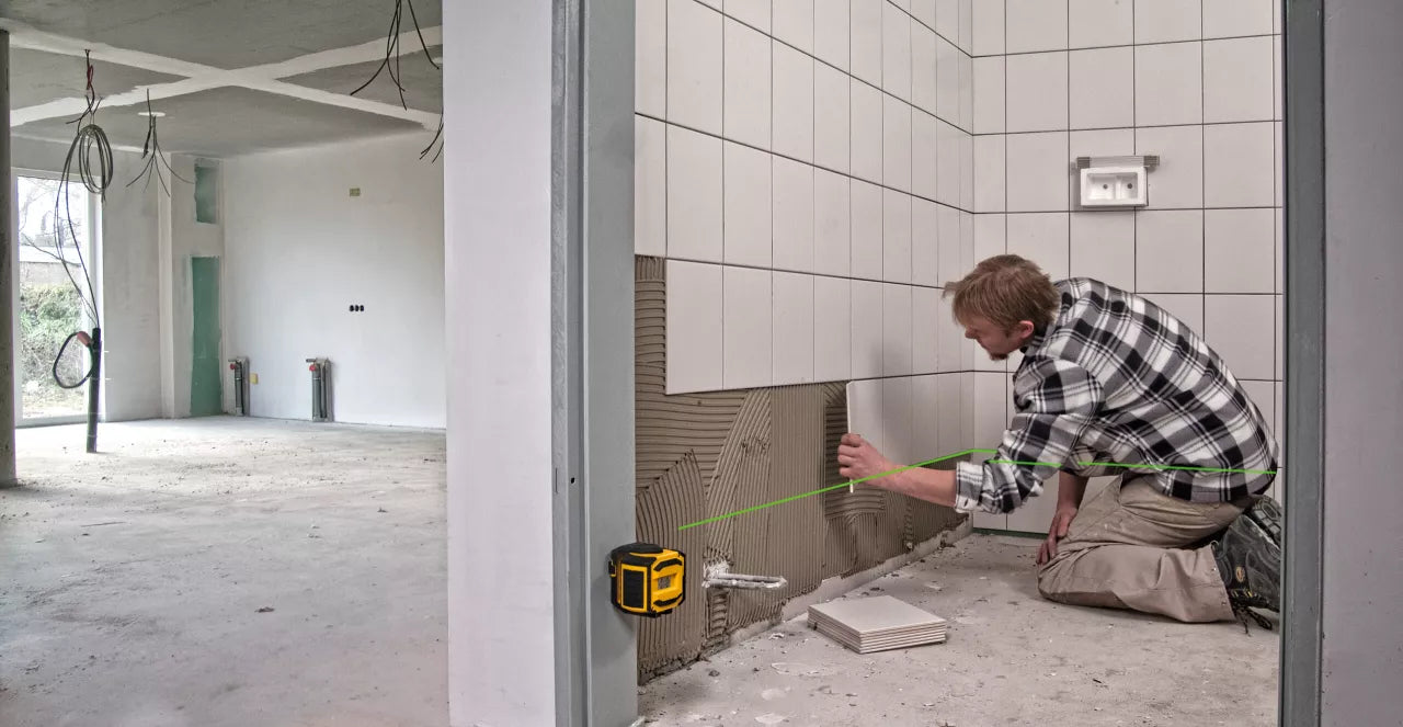 Stabila LAX 300 G Line Laser Green 9 - Power Tool Services