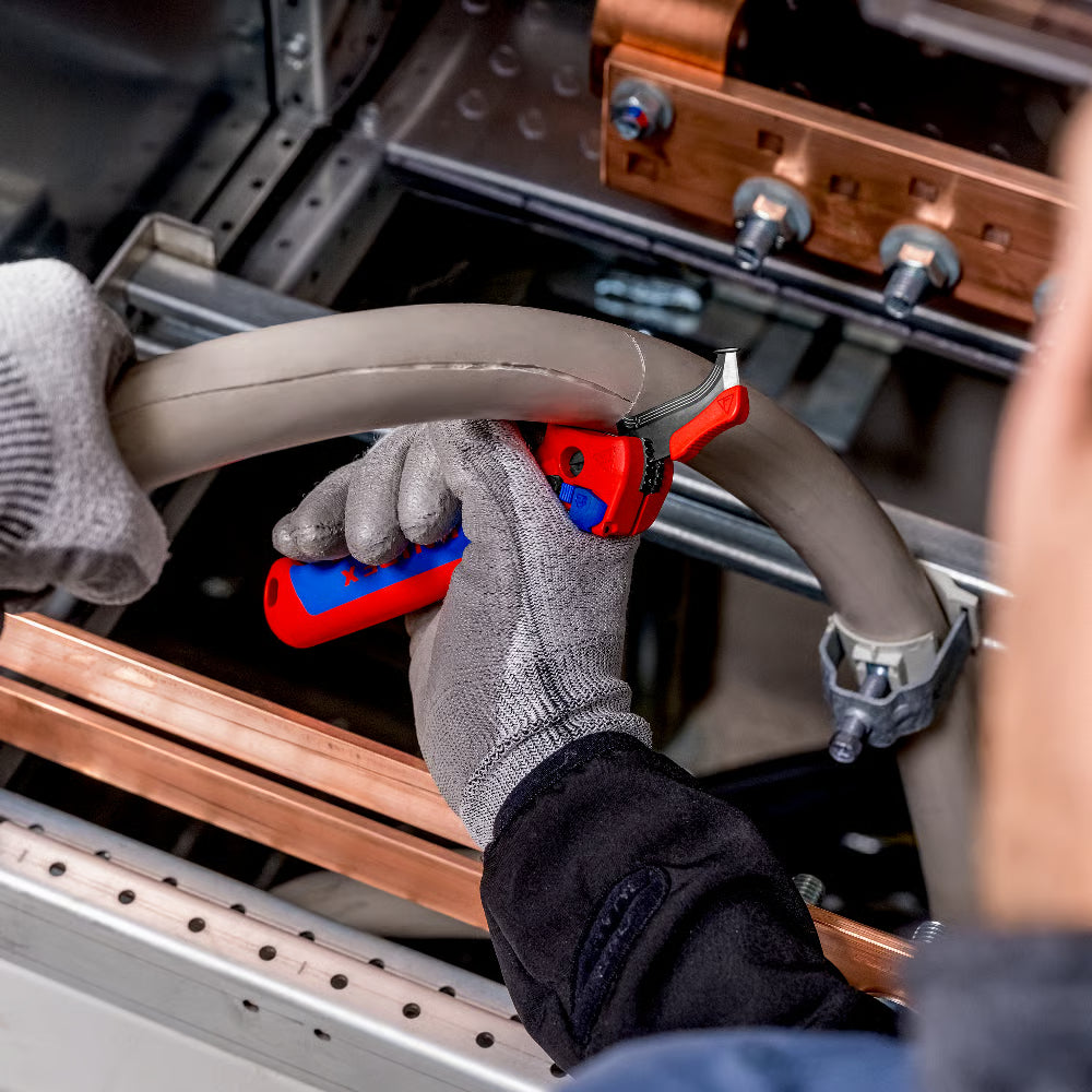 Knipex Stripping Knife With guide shoe and ratchet function 16 50 145 SB 10 - Power Tool Services