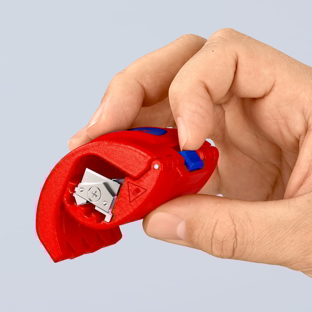 KNIPEX BiX Cutter for plastic pipes and sealing sleeves 90 22 10 BK 10 - Power Tool Services