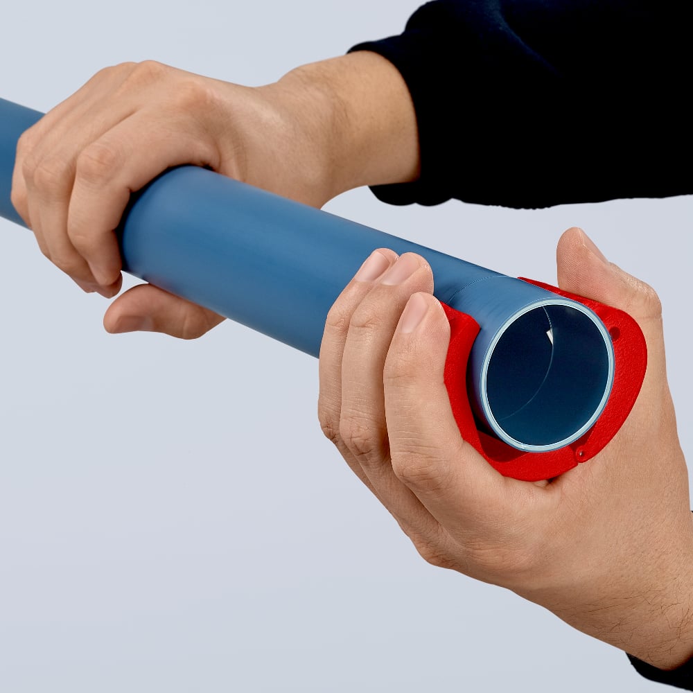 KNIPEX BiX Cutter for plastic pipes and sealing sleeves 90 22 10 BK 30 - Power Tool Services