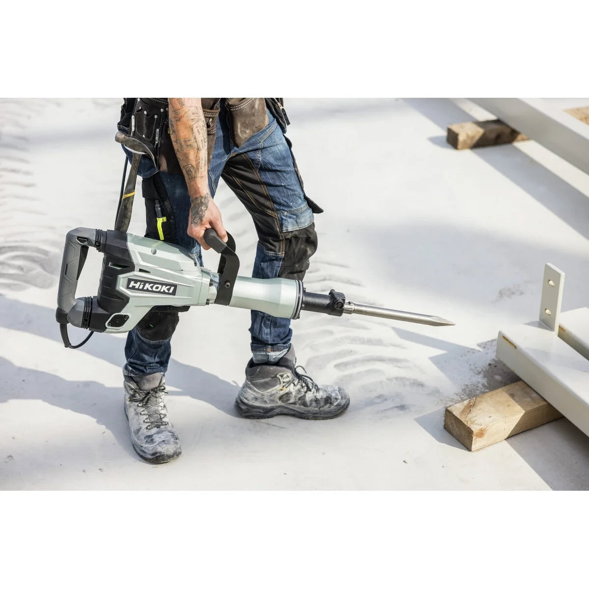 Hikoki Demolition Hammer 1340w 37.4 J H65SB3 2 - Power Tool Services