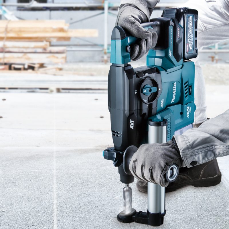 Makita 40V XGT Cordless 30mm SDS-Plus Combination Hammer HR008GZ 3 - Power Tool Services
