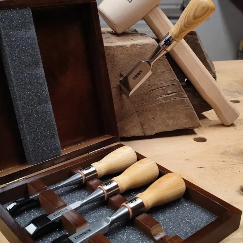 Narex Richter Butt Chisel Set of 4 in Wooden Box