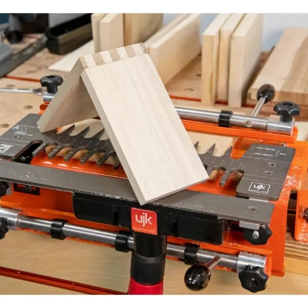 UJK Universal Dovetail Jig