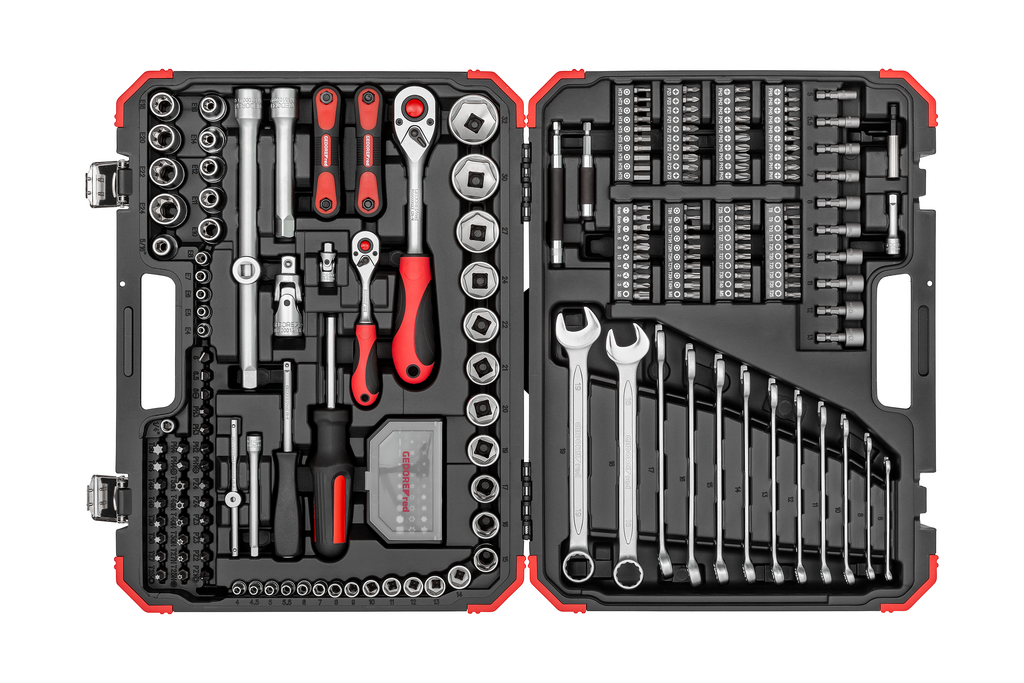 Buy Gedore Socket wrench set 1/4" + 1/2" 232 pieces | 46003232 from Power Tool Services - Image 1 | Best Price