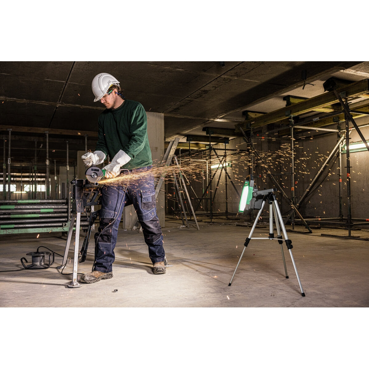 Hikoki 18v Cordless Portable Lamp UB18DD Basic 2 - Power Tool Services