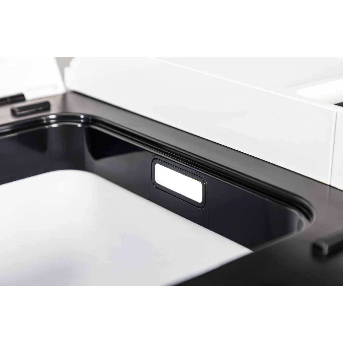 Hikoki 18v Cordless Cooler And Warmer Box UL18DBA Basic 16 - Power Tool Services