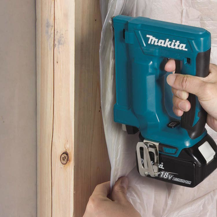 Cordless Staplers - Effortless Fastening | Power Tool Services
