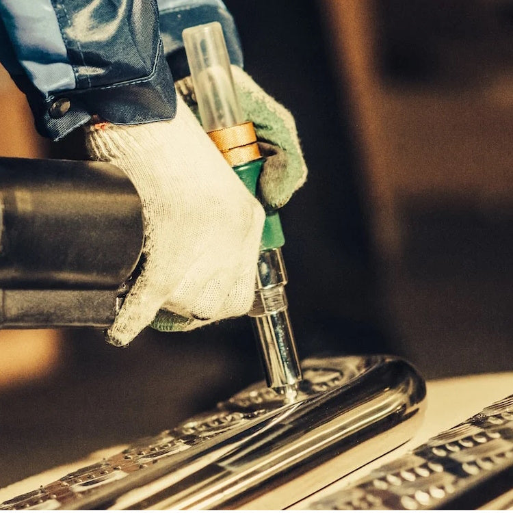 Pneumatic Rivet Guns - Powerful Fastening | Power Tool Services