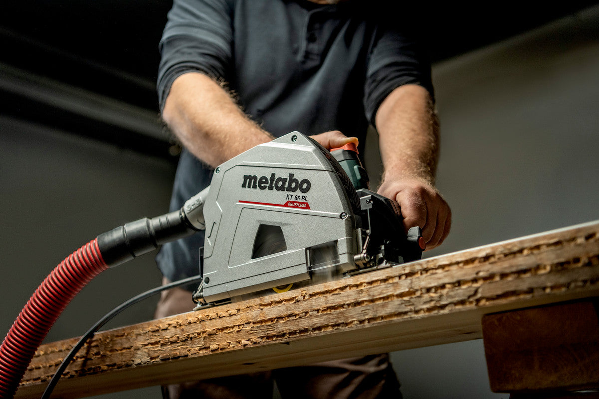 Metabo | Brushless Plunge Cut Circular Saw KT 66 BL | 601166500 7 - Power Tool Services
