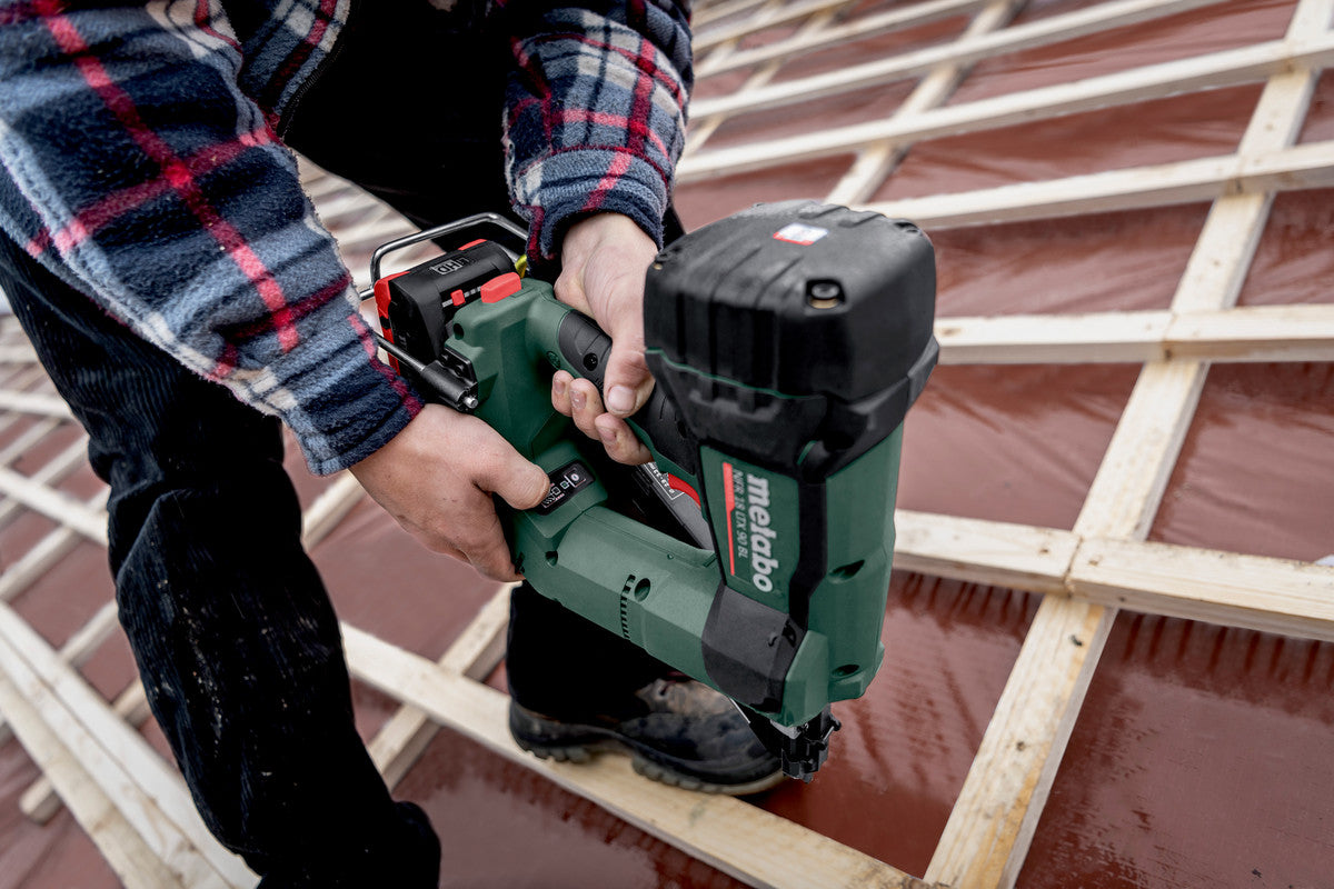 Metabo Cordless Nailer NFR 18 LTX 90 BL 612090840