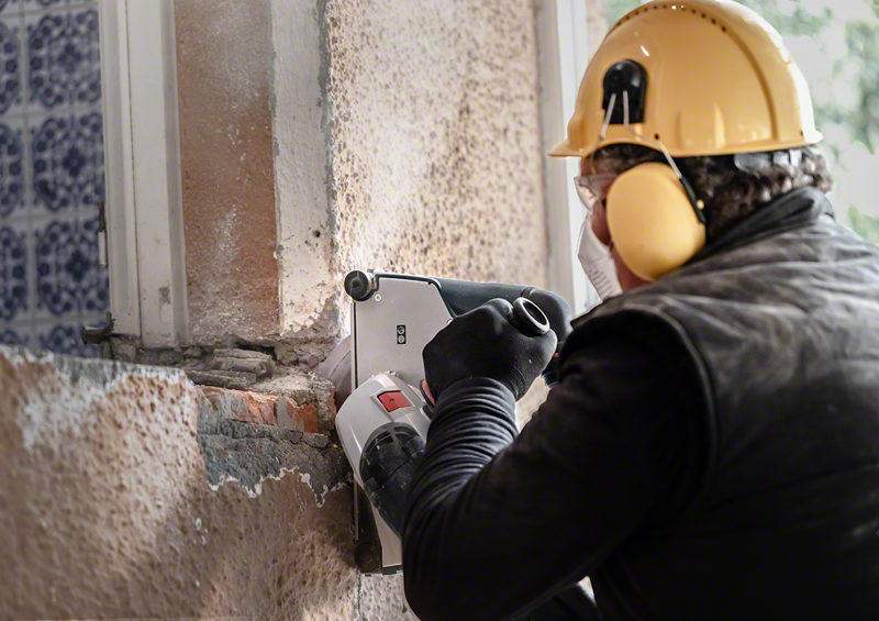 Bosch EXPERT MultiMaterial Diamond Cutting Disc 230 x 22.23 x 2.4 x 15 mm 2608900663 6 - Power Tool Services