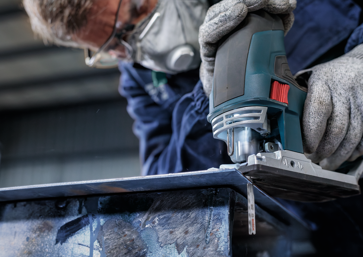 Bosch PRO Metal medium T121AFC Jigsaw Blade, 92 mm, 2 pcs 2608655095 6 - Power Tool Services