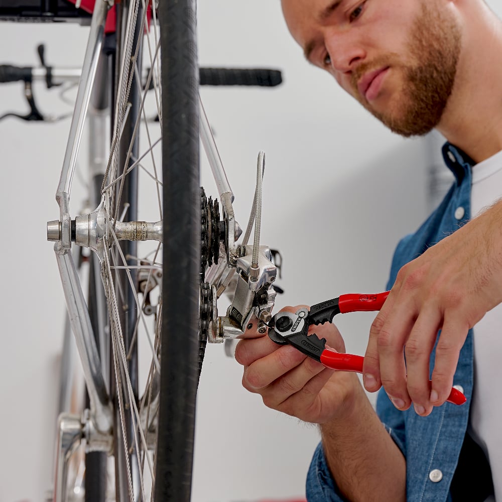 KNIPEX Forged Wire Rope Cutter 95 61 190 16 - Power Tool Services