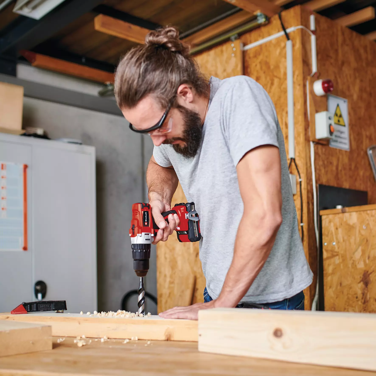 Einhell Cordless Impact Drill TE-CD 18/2 Li-i +22 (1x2,5 Ah)