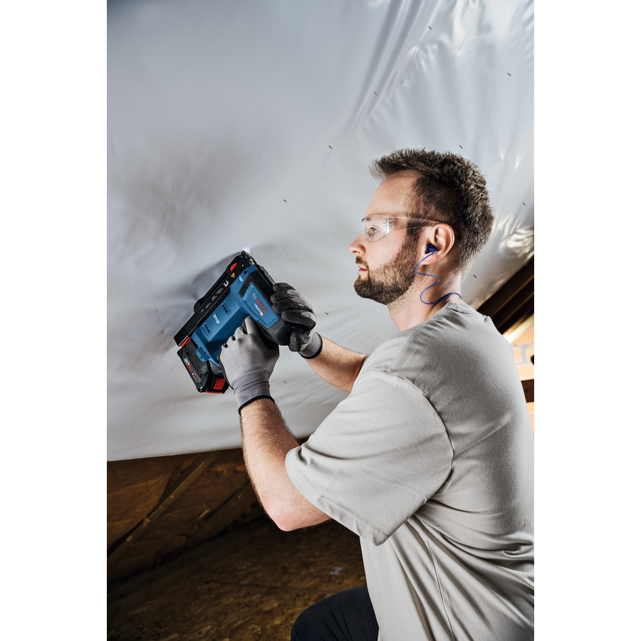 Bosch Professional Cordless Wood Stapler GTH 18V-14 0601482800 8 - Power Tool Services