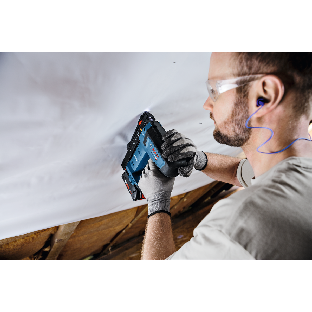 Bosch Professional Cordless Wood Stapler GTH 18V-14 0601482800 5 - Power Tool Services