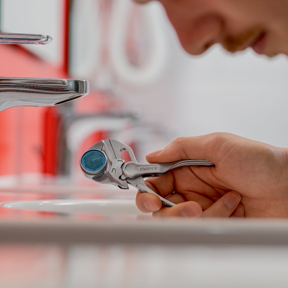 Pliers Wrenches XS Pliers and a wrench in a single tool 86 04 100 6 - Power Tool Services