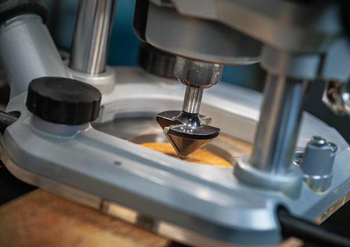 Bosch PRO Router Bit V-Groove, 90° x Ø 1/4″, Shank 1/4″ 2608628630 3 - Power Tool Services