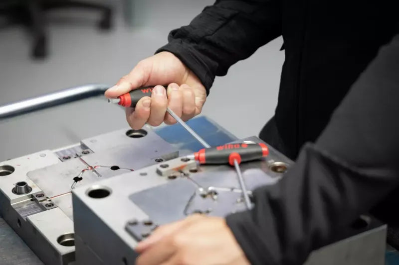 Wiha Allen L-key with T-handle set ComfortGrip 45620 4 - Power Tool Services