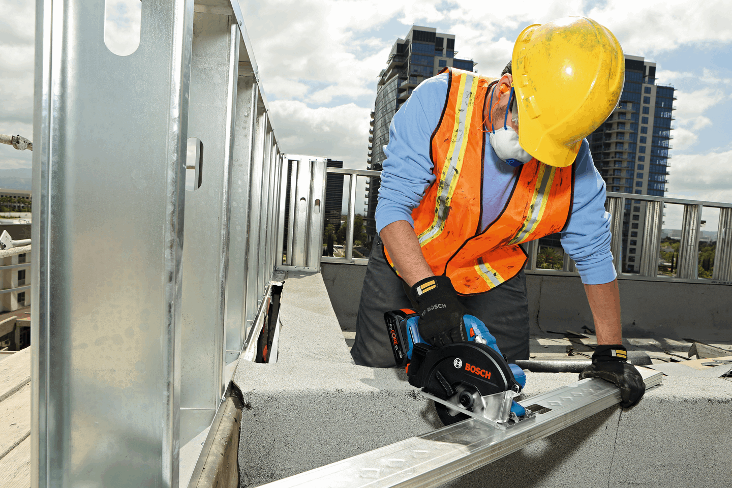 Bosch cordless circular saw 18v hotsell