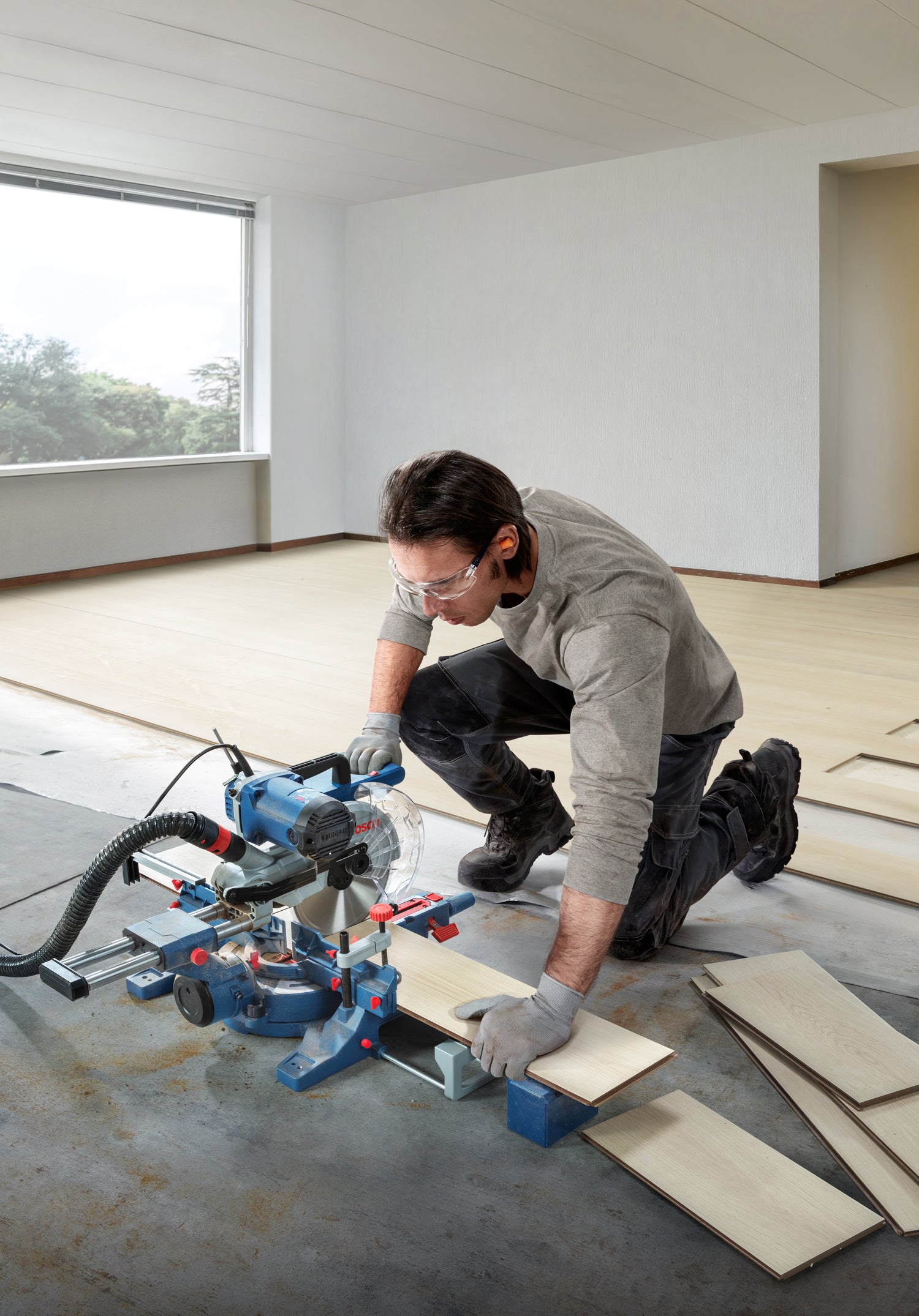 Bosch Professional Slide Mitre Saw GCM 254 D 0601B53000