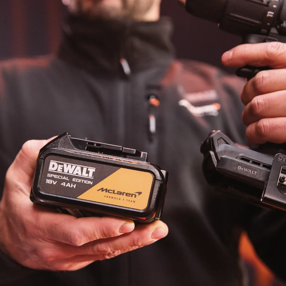 Dewalt McLaren 18V XR Brushless Hammer Drill Driver DCD86MM1T 4 - Power Tool Services