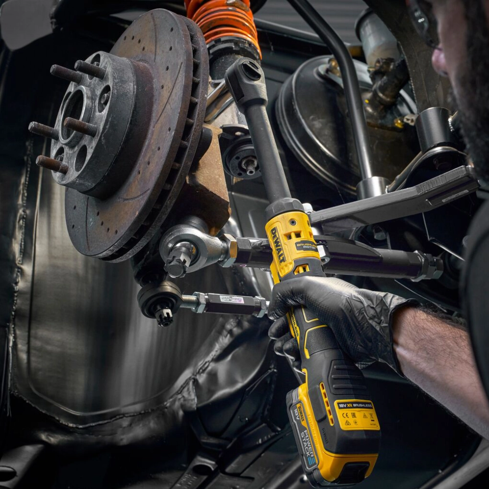 Dewalt 18V XR Brushless 1/2" Extended Ratchet | DCF512EN