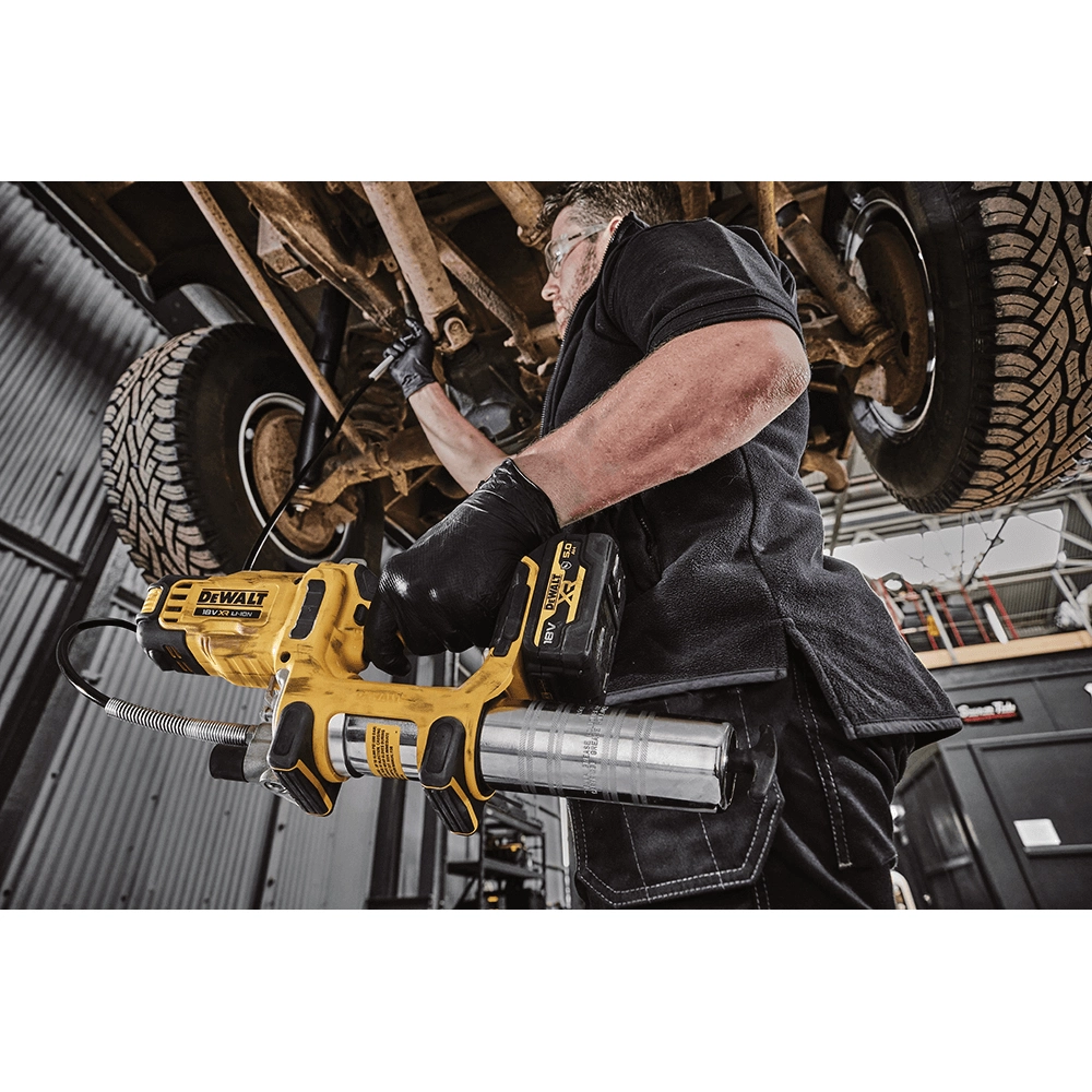 Dewalt 18V Cordless Grease Gun 2-Speed DCGG581P1G 3 - Power Tool Services
