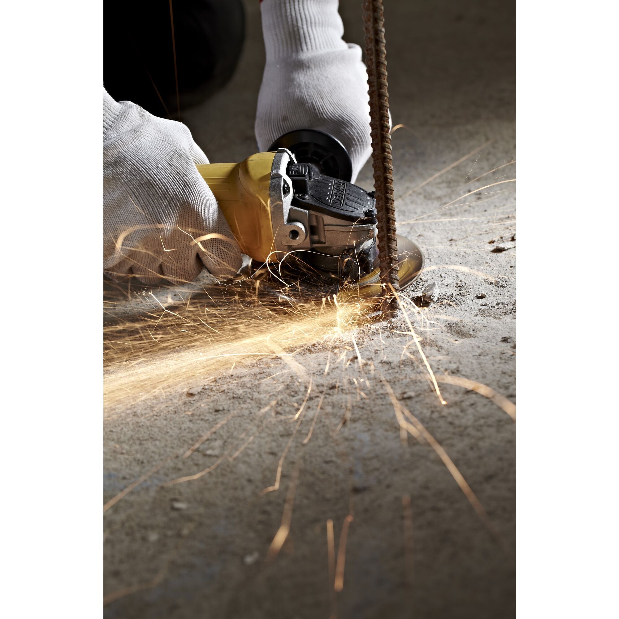 Dewalt Angle Grinder DWE4050-ZA