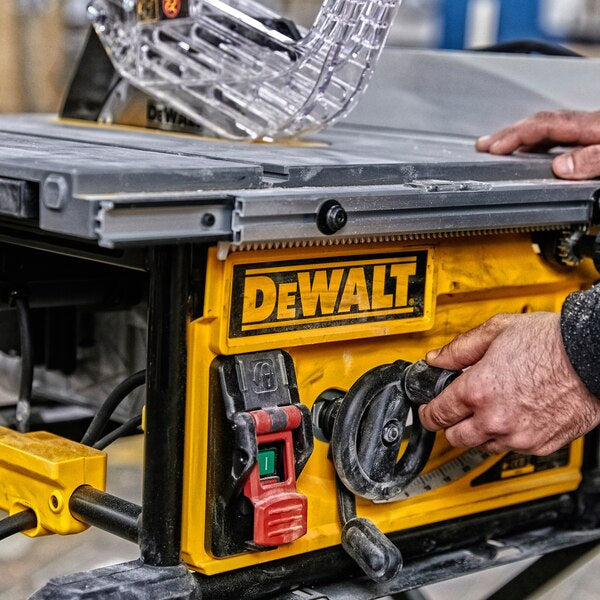 Dewalt Table Saw 250mm 2000W DWE7492 Power Tool Services
