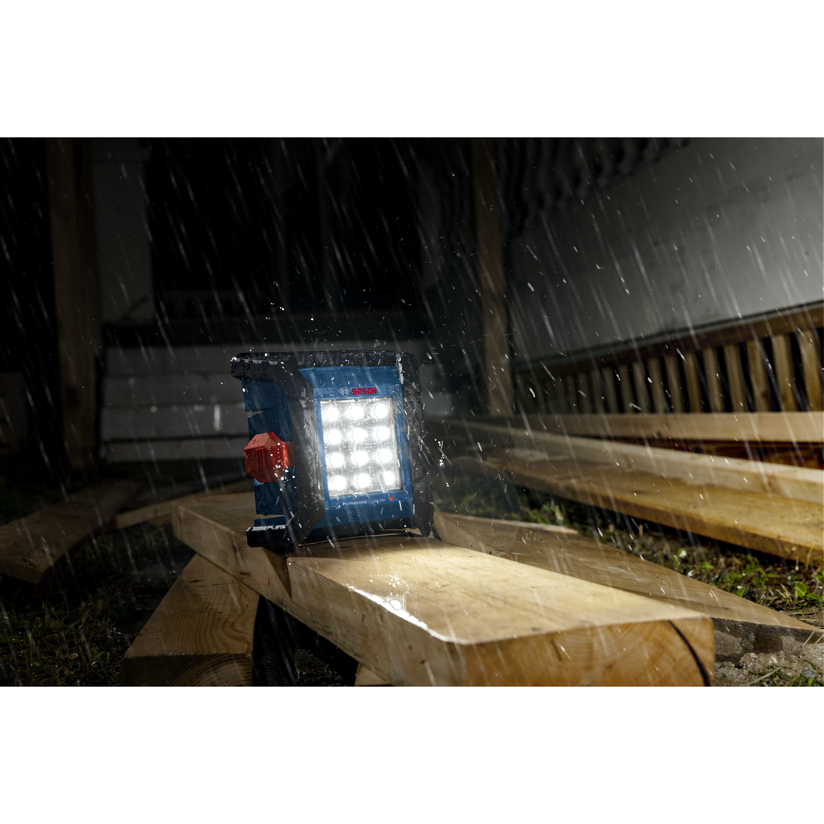 Bosch Professional Cordless Jobsite Light GLI18V-1500 06014A8000 3 - Power Tool Services