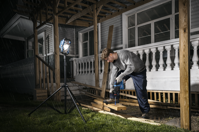 Bosch Professional Cordless Light GLI 18V-3000 (Solo) 06014A81L0 - Power Tool Services