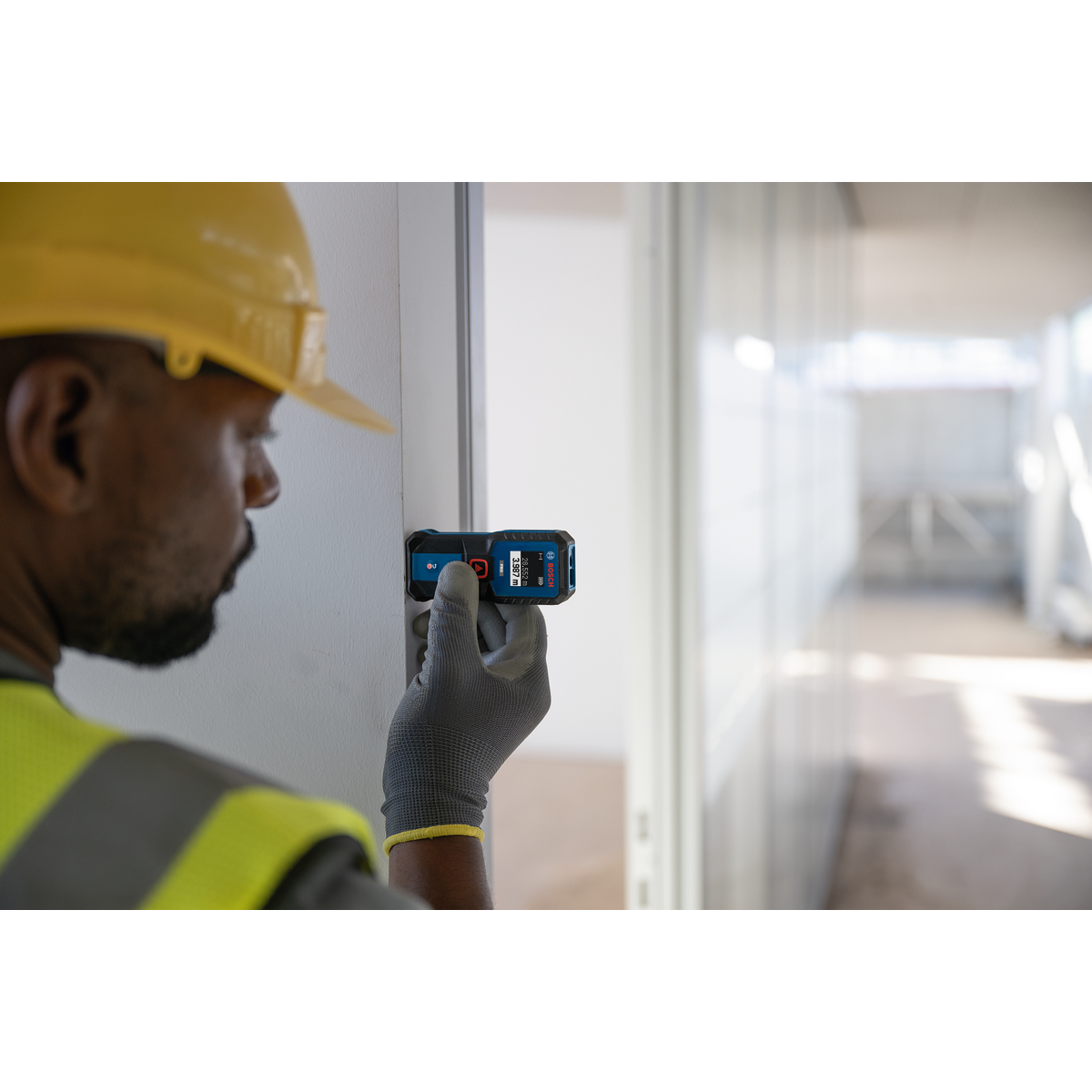 Bosch Professional Laser Measure GLM 50-21 06010753K0 4 - Power Tool Services