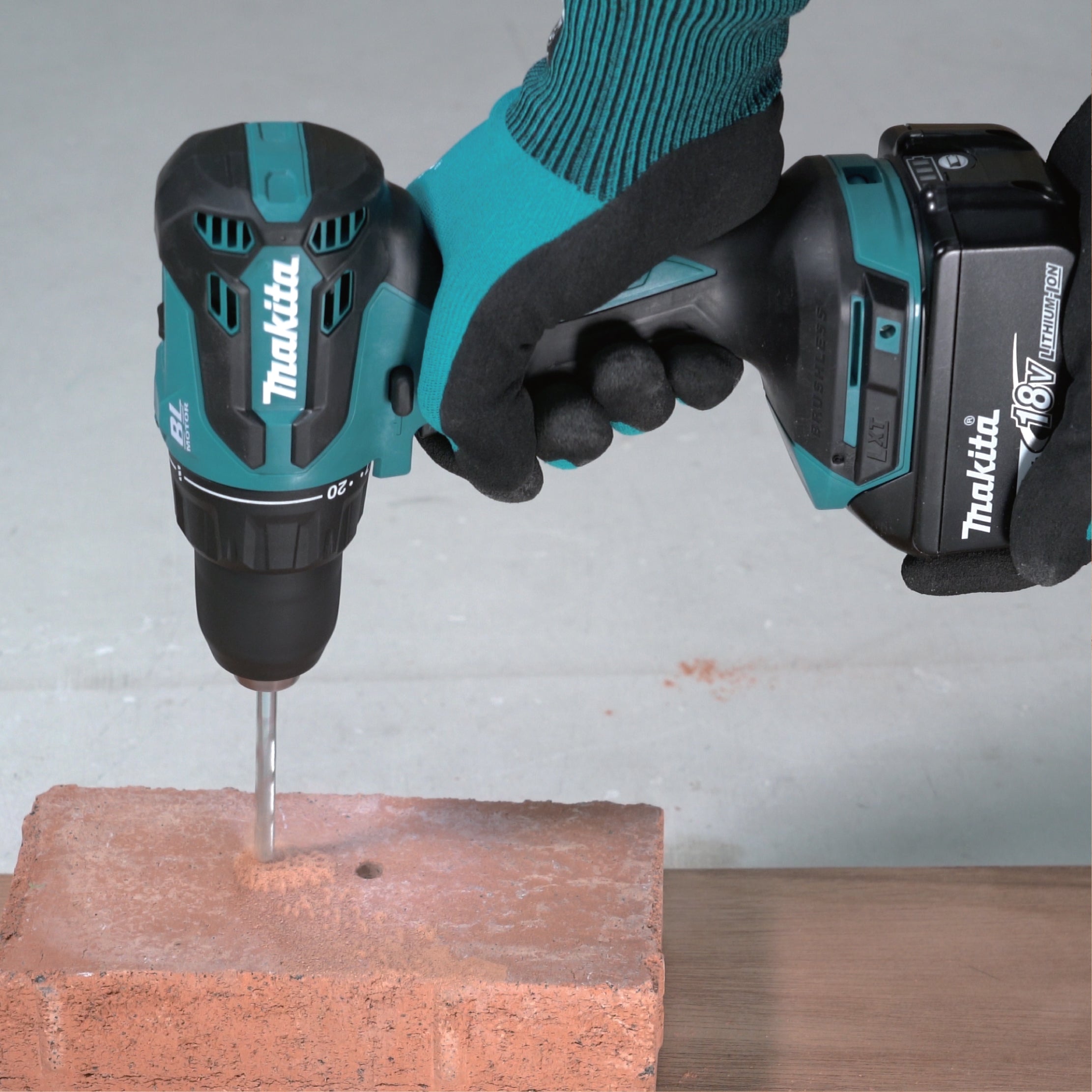 Makita 18v Cordless Hammer Driver Drill DHP490Z