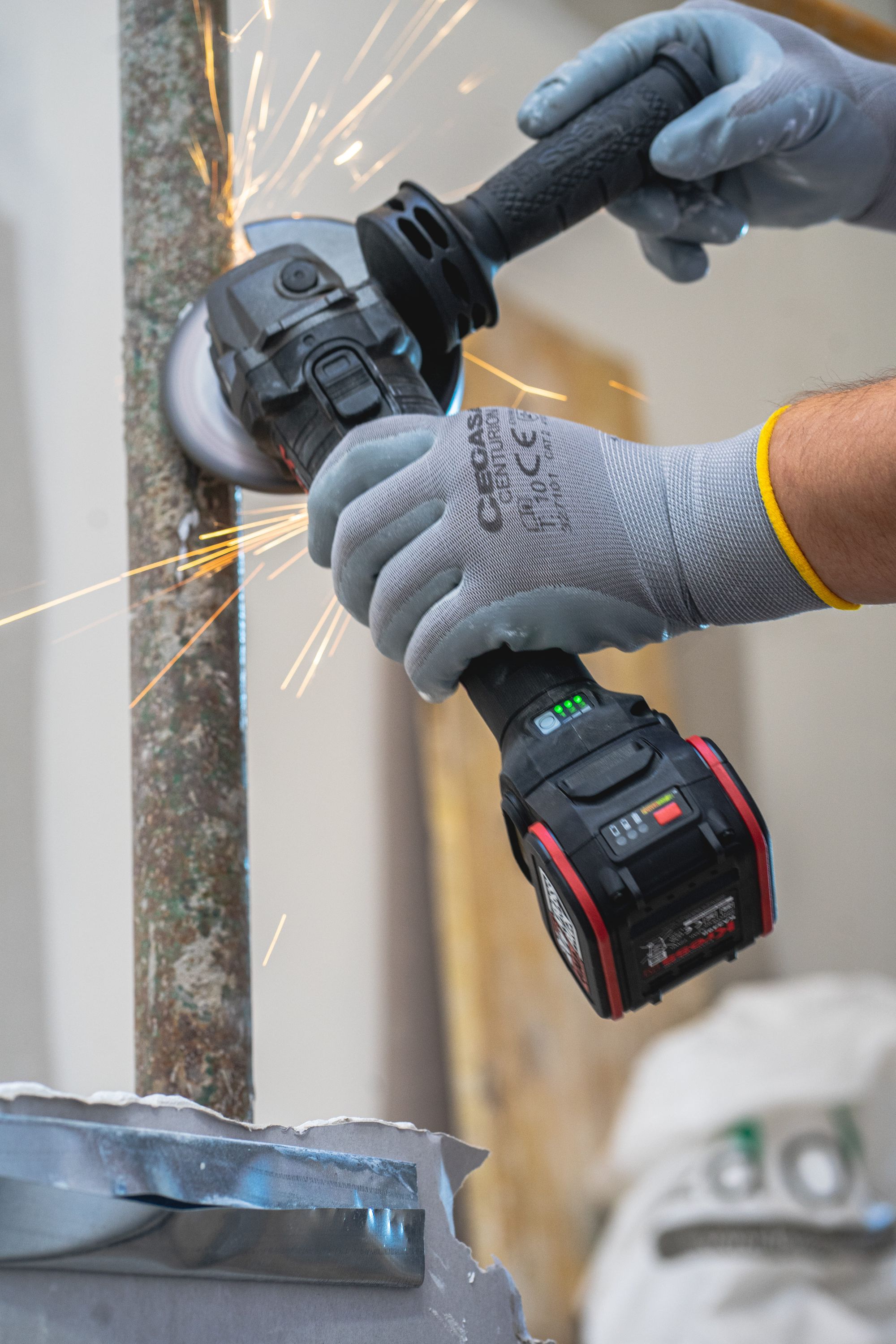 Kress | Cordless Brushless Angle Grinder 115mm | KUH02.91