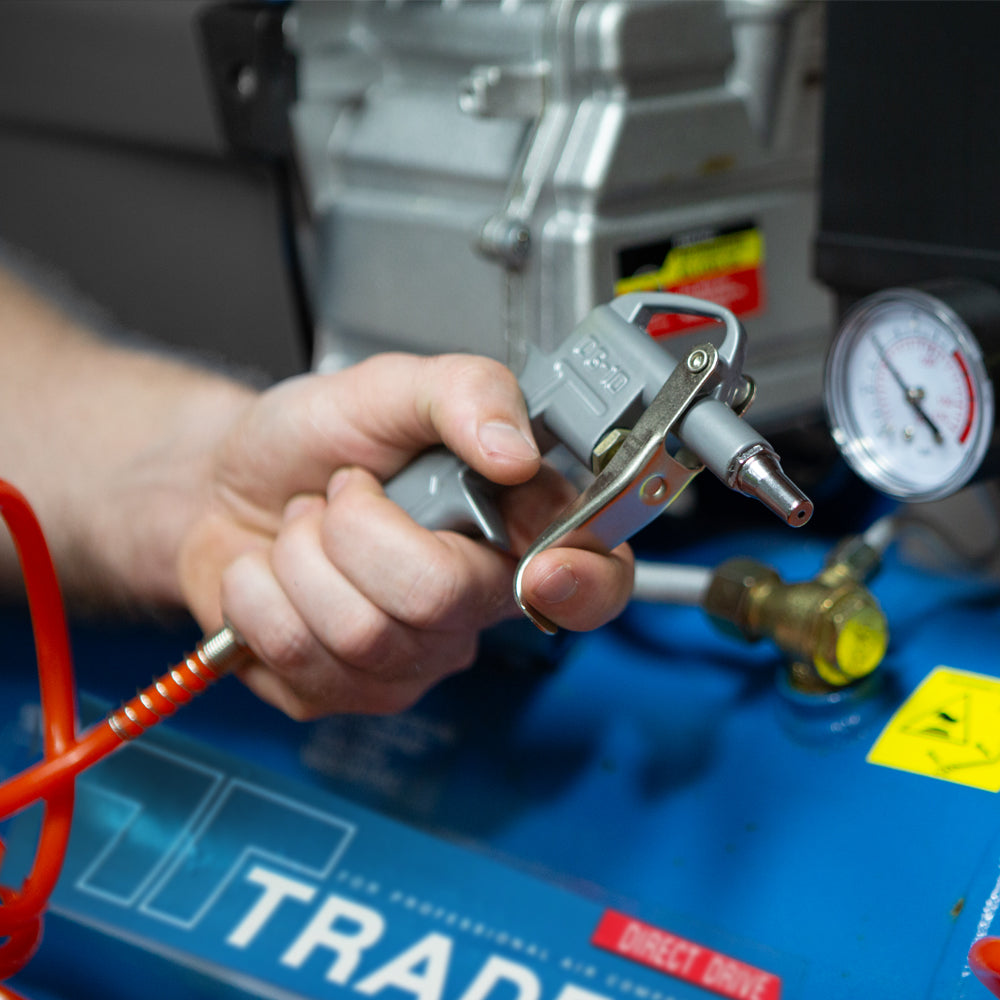 TradeAir Compressor Hobby 24Lt 4 - Power Tool Services