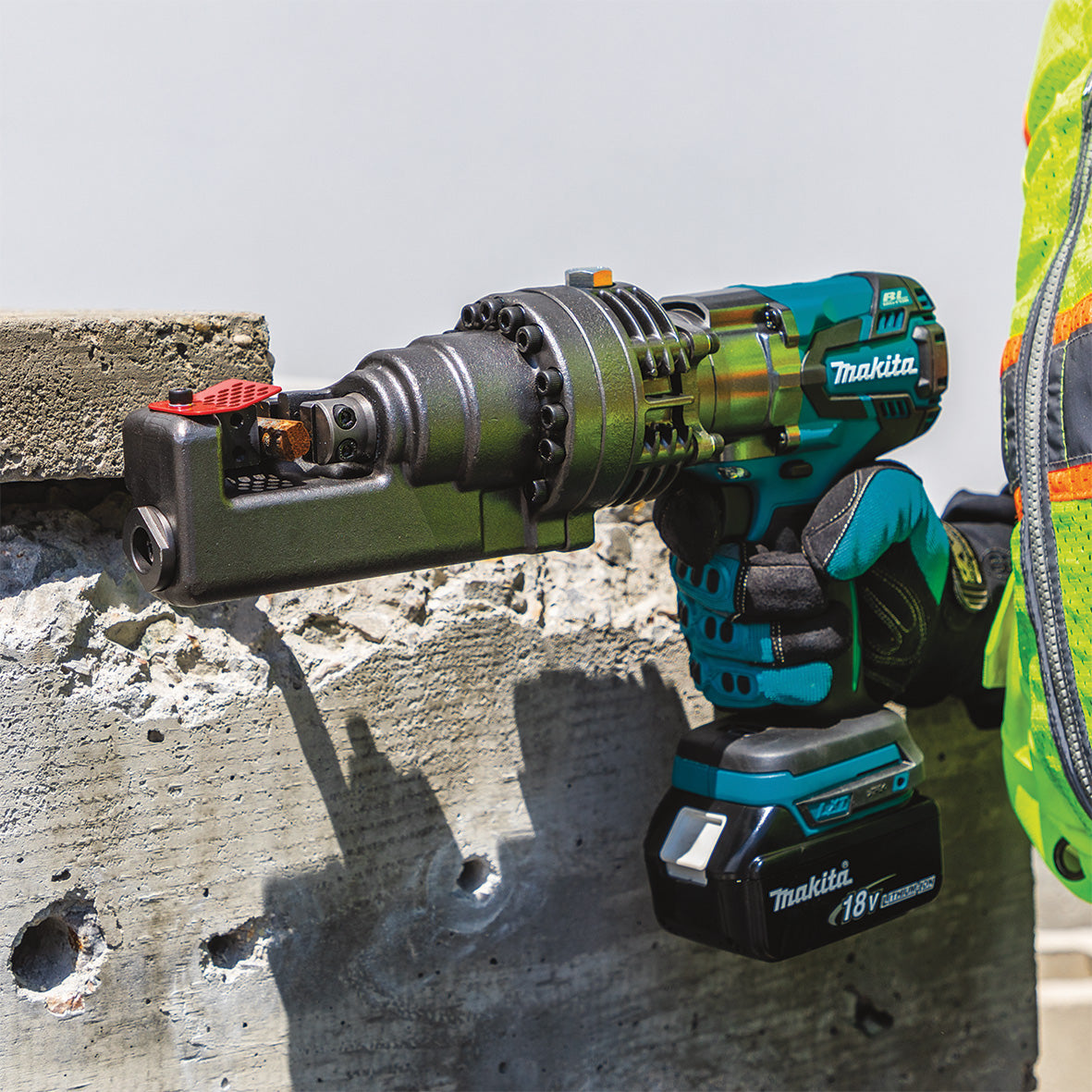 Buy Makita 18V Cordless Brushless Steel Rod Cutter DSC163ZK Solo from Power Tool Services - Image 6 | Best Price