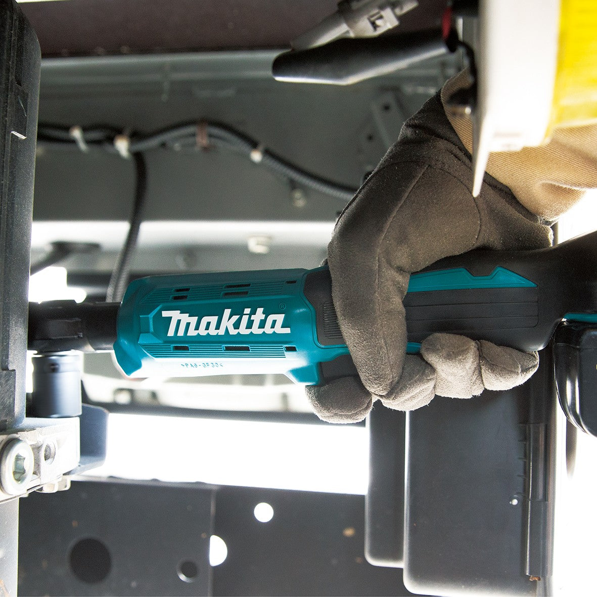 Makita 18v Cordless Ratchet Wrench DWR180Z Solo Power Tool Services