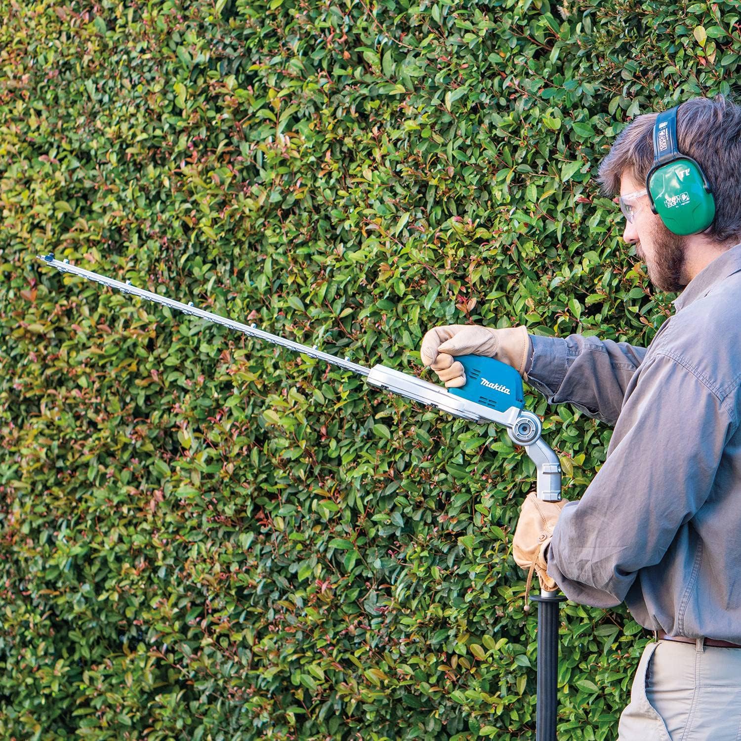 Makita cordless pole online hedge trimmer