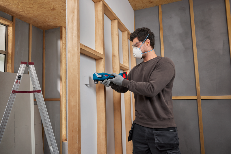 Bosch Professional Cordless Multi-Cutter GOP 18V-30 (Solo) 06018G3080 - Power Tool Services