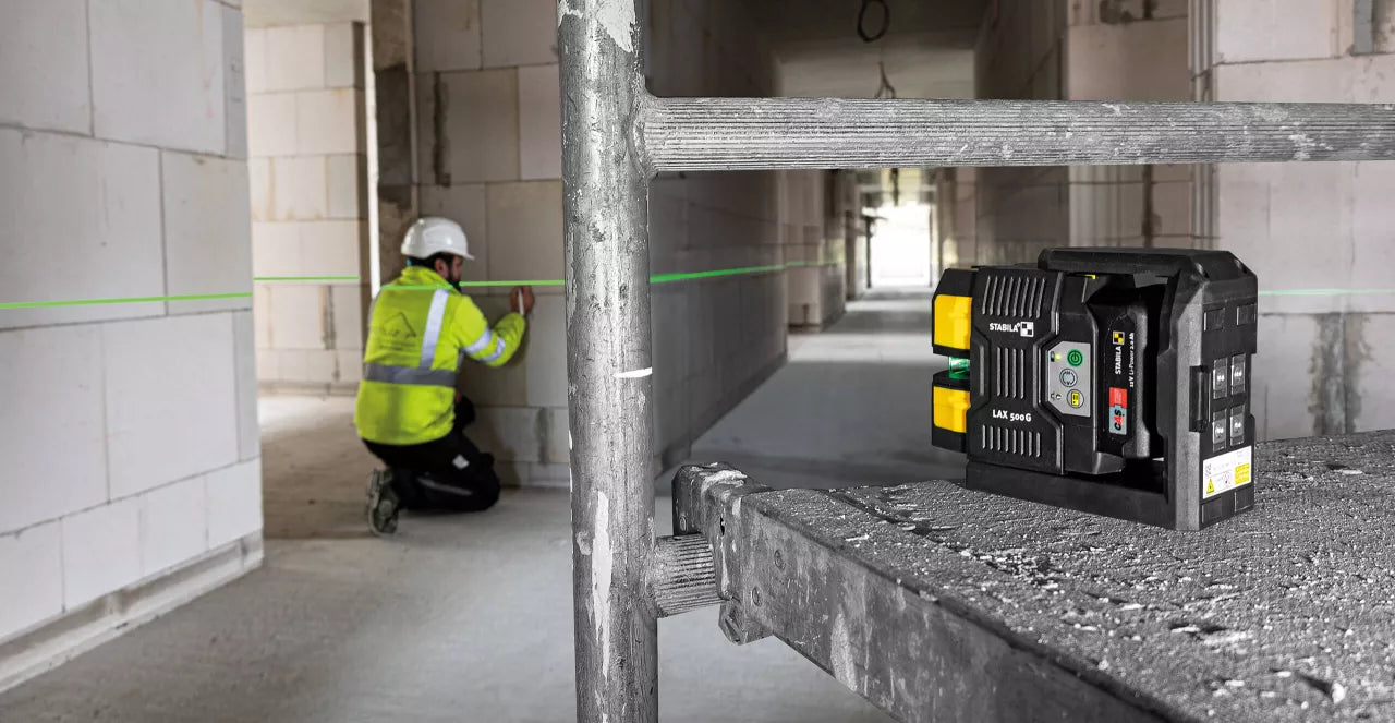 Stabila LAX 500 G 7Pc Line Laser 8 - Power Tool Services