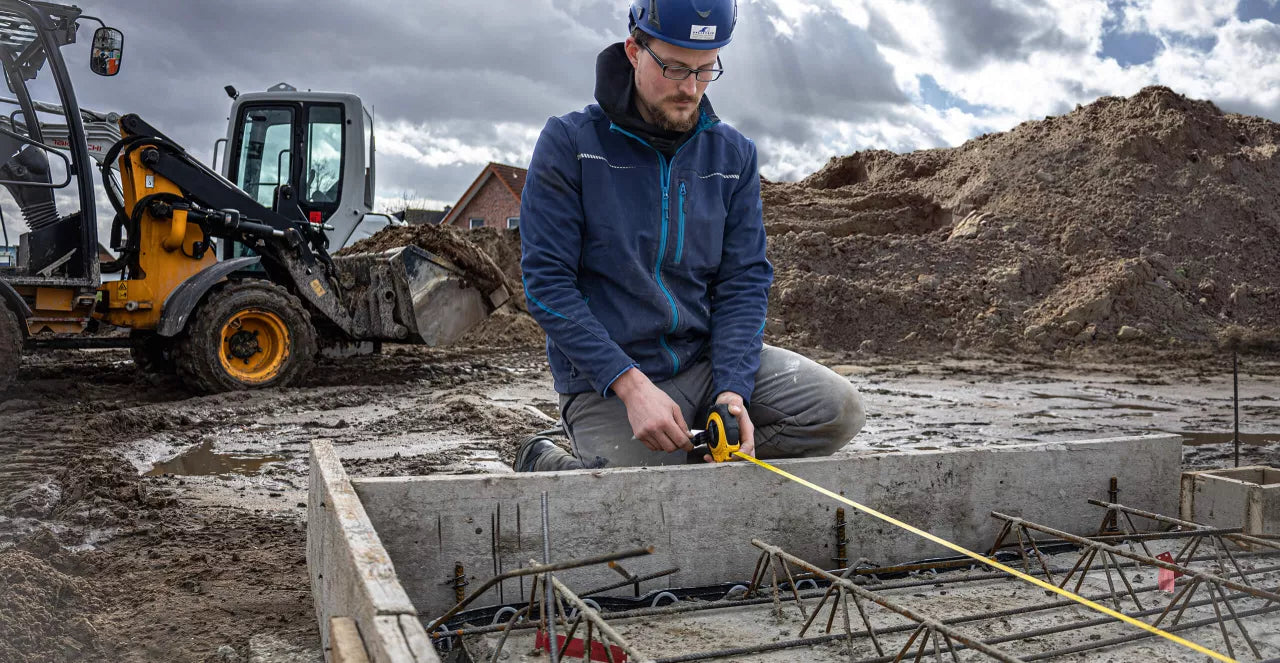 Stabila LBM2000 Fibreglass Tape Measure ( Select Size ) 7 - Power Tool Services