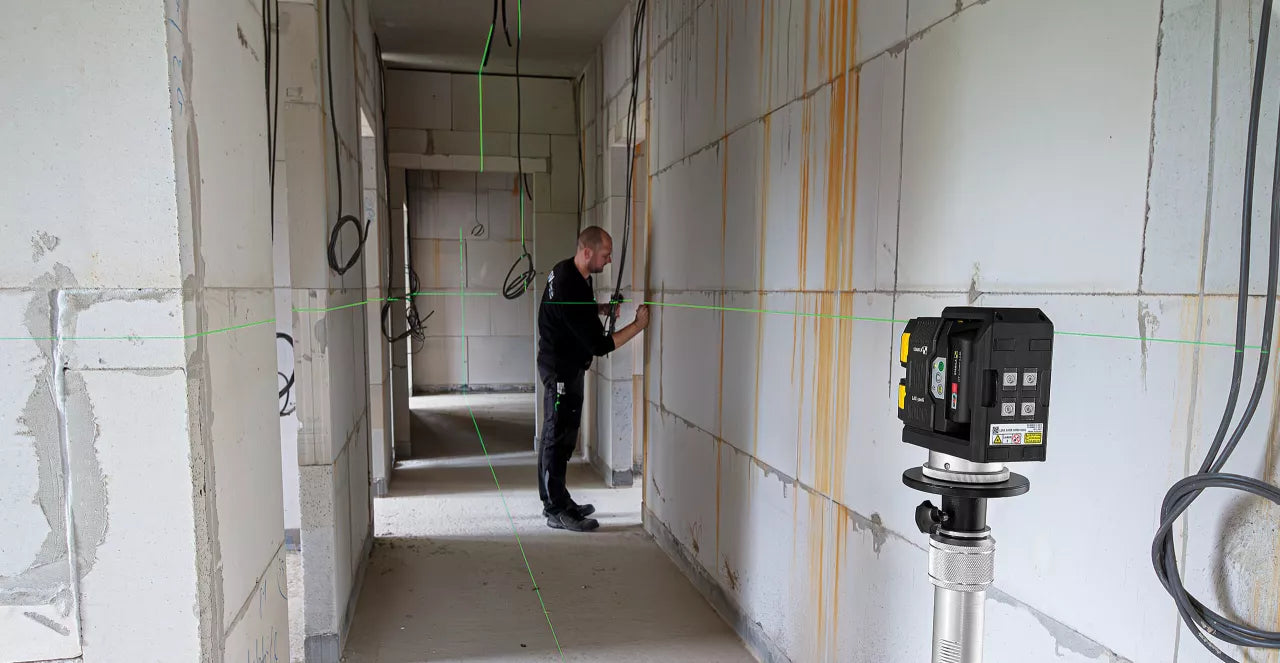 Stabila LAX 500 G 7Pc Line Laser 12 - Power Tool Services