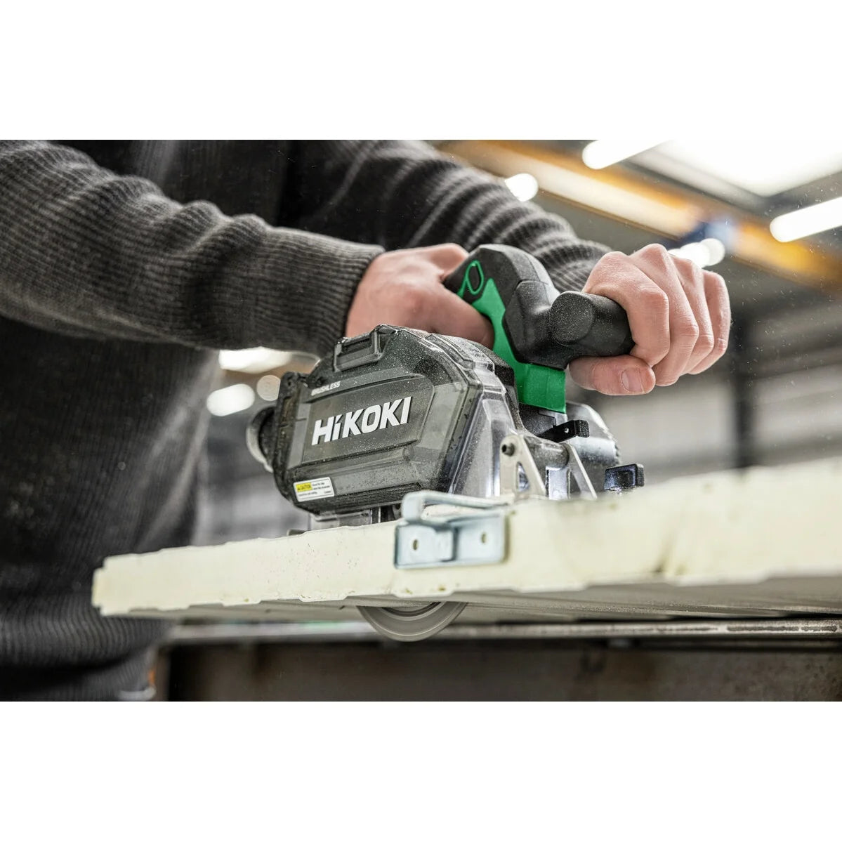 Hikoki 36v Cordless Metal Cutting Saw CD3605DB Basic 7 - Power Tool Services