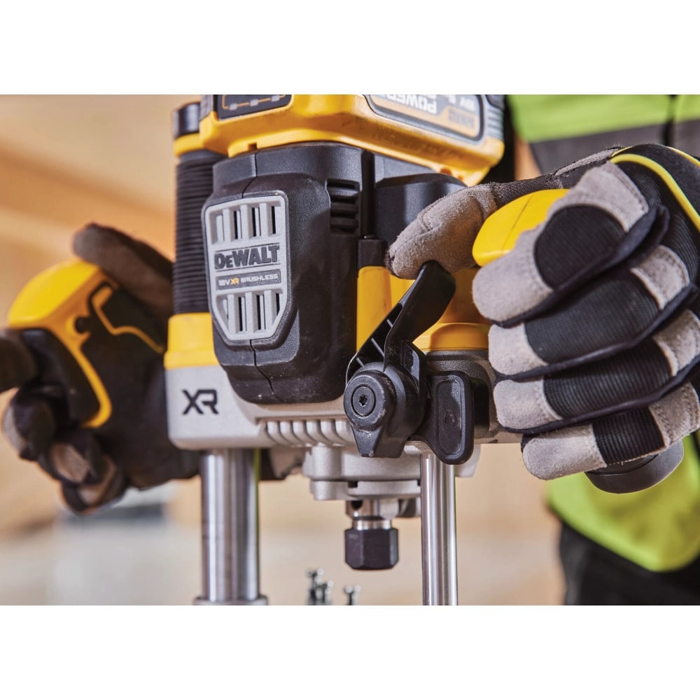 DEWALT 18V Plunge Router 12.7mm (1/2") | DCW620NT