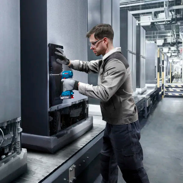 Bosch Industrial Cordless Screw Driver ISR 18V-30 PHX 06019M7101 3 - Power Tool Services