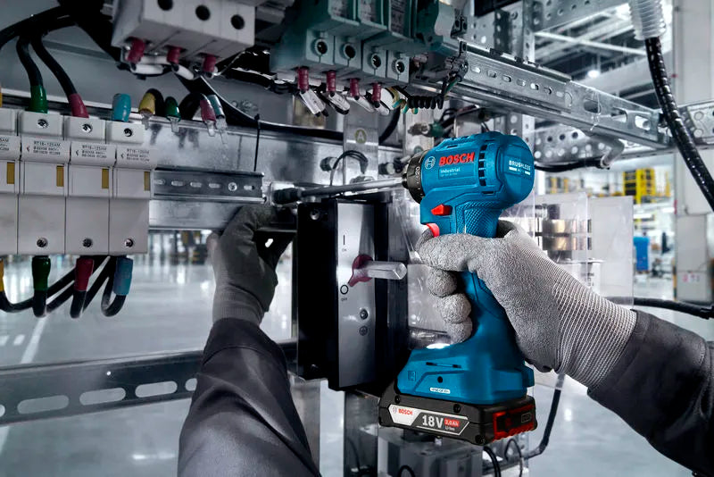 Bosch Industrial Cordless Screw Driver ISR 18V-30 PHX 06019M7101 5 - Power Tool Services