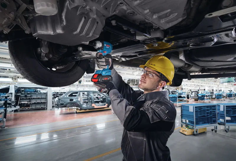 Bosch Impact Wrench IDS 18V-200T 06019N0020 3 - Power Tool Services